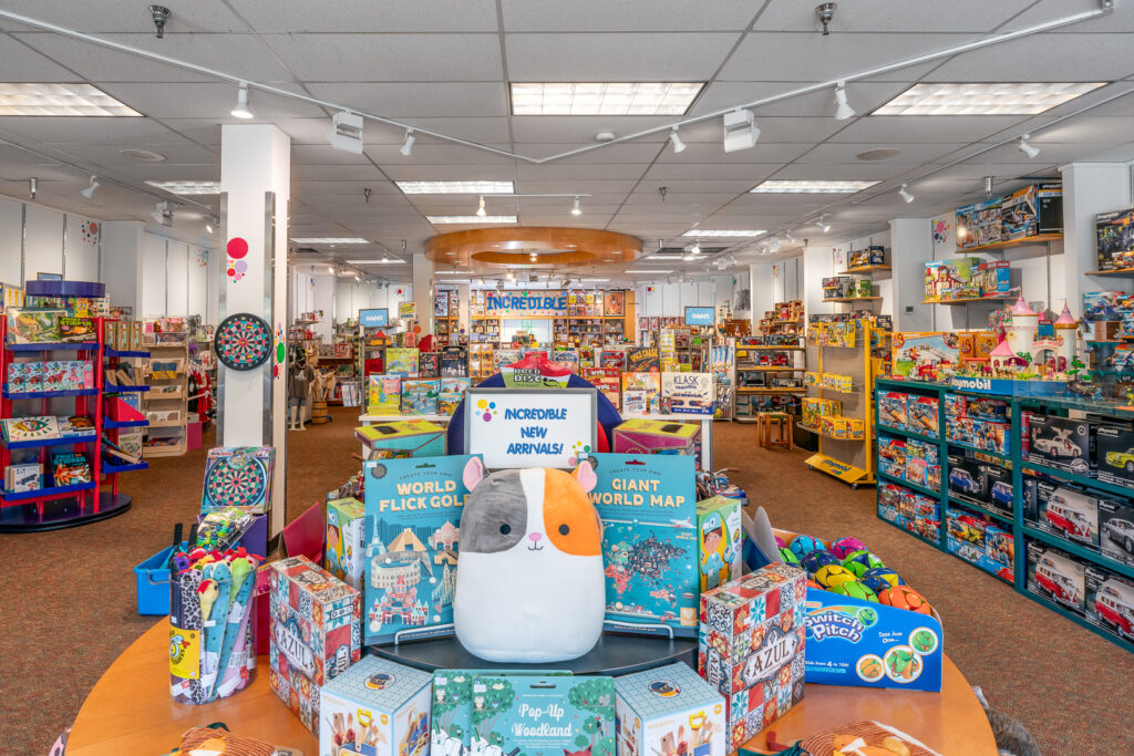 toy store web26